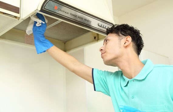 名取市のキッチンそうじ、換気扇の汚れ退治はKCAクリーンサービスまで！！